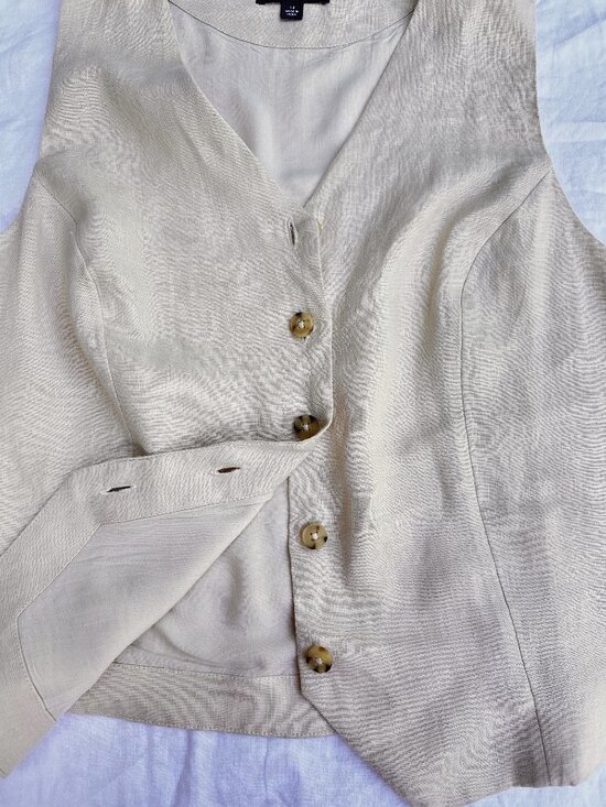 J.Crew Linen Button-front Fitted Vest | Natural-Tan | Sz-12 | Very Good Condit - Picture 6 of 12